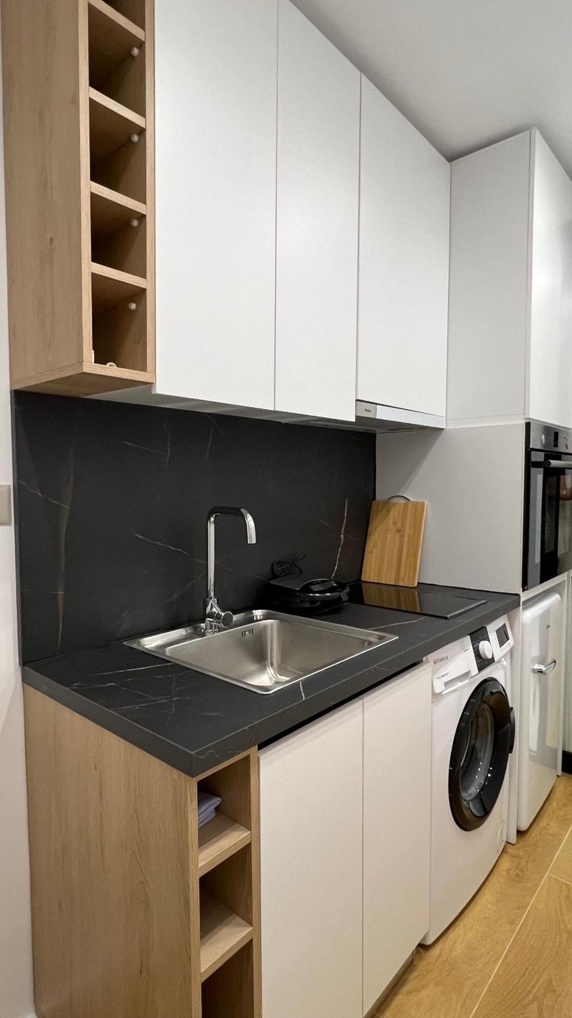 Tirana Central Apartments ภายนอก รูปภาพ